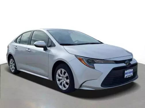 2023 Toyota Corolla LE FWD photo