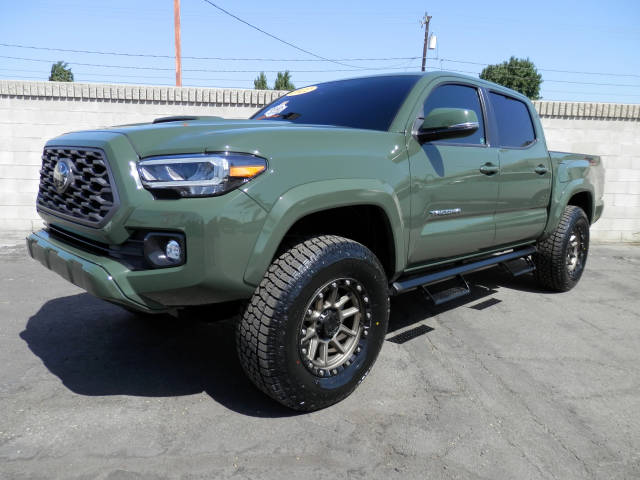 2022 Toyota Tacoma TRD Off Road RWD photo