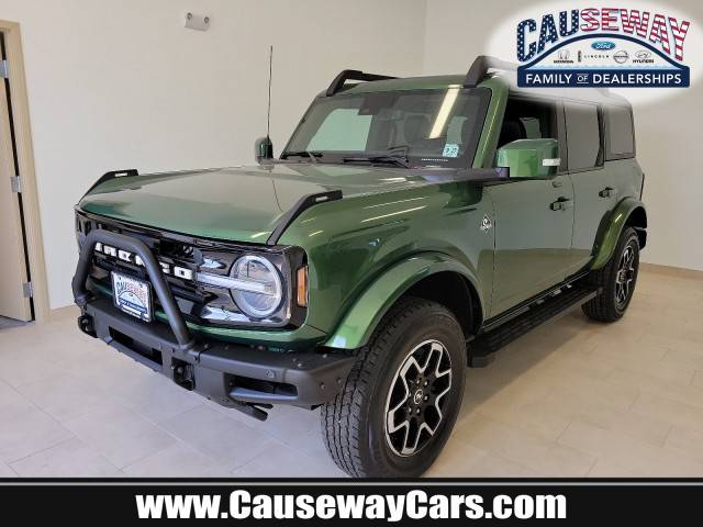 2022 Ford Bronco 4 Door Outer Banks 4WD photo