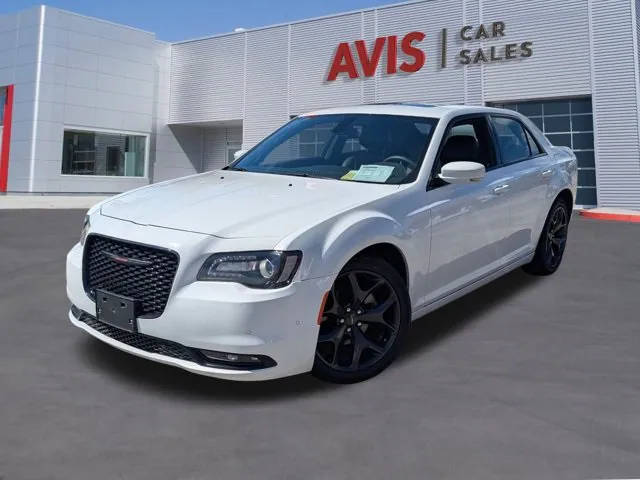 2023 Chrysler 300 300S RWD photo