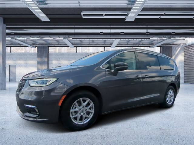 2021 Chrysler Pacifica Minivan Touring L FWD photo