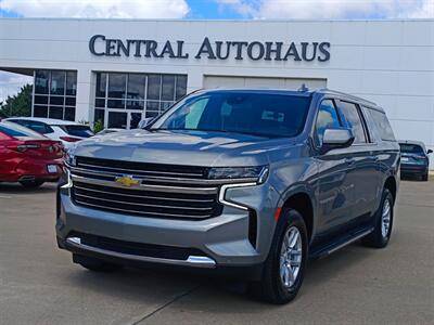 2023 Chevrolet Suburban LT RWD photo