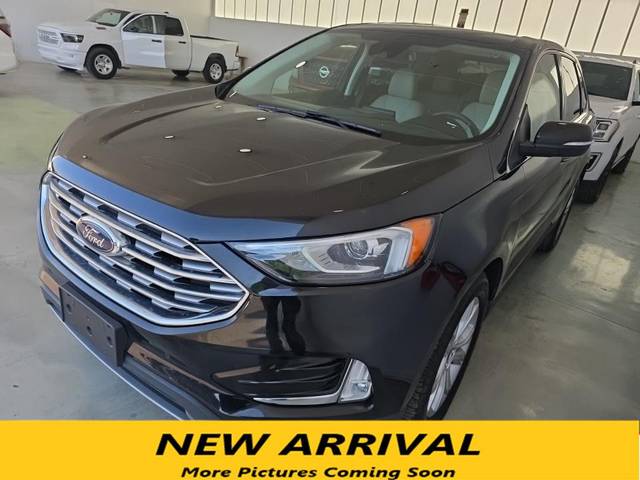 2022 Ford Edge Titanium AWD photo