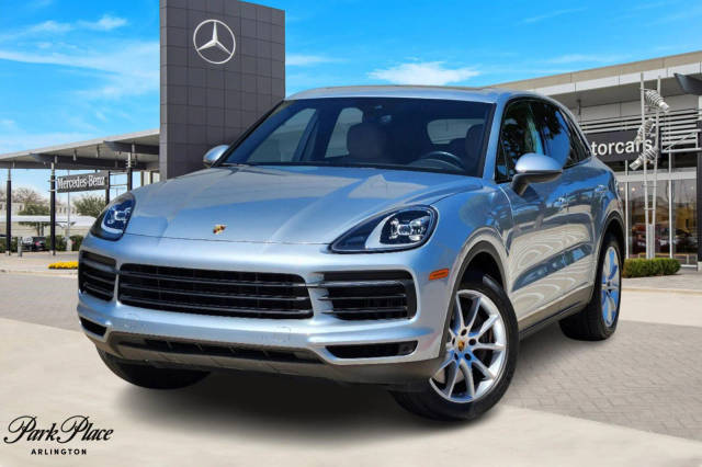 2022 Porsche Cayenne  AWD photo