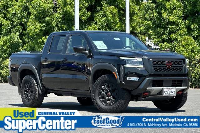 2022 Nissan Frontier PRO-4X 4WD photo