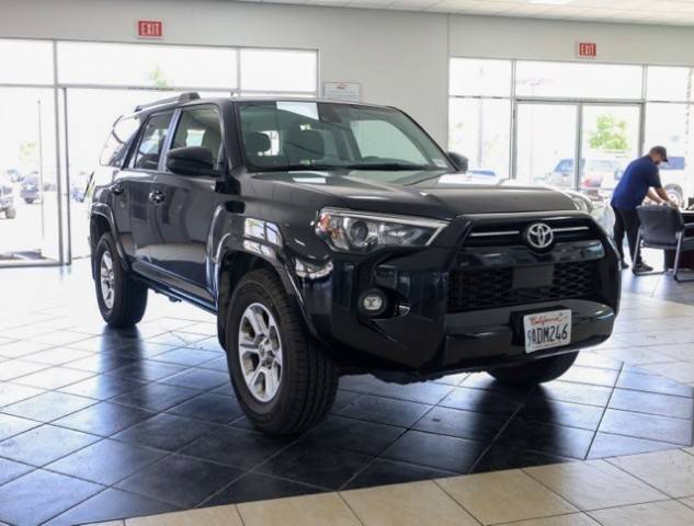 2022 Toyota 4Runner SR5 RWD photo