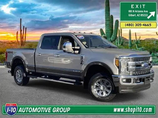 2017 Ford F-350 Super Duty Lariat 4WD photo