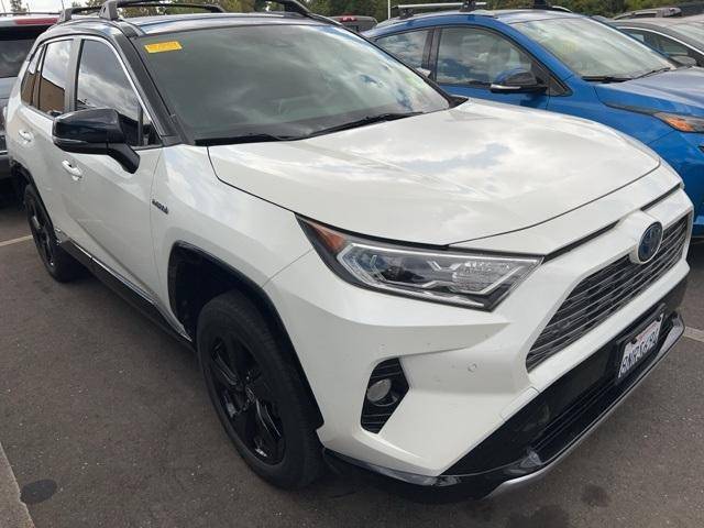 2020 Toyota RAV4 Hybrid XSE AWD photo