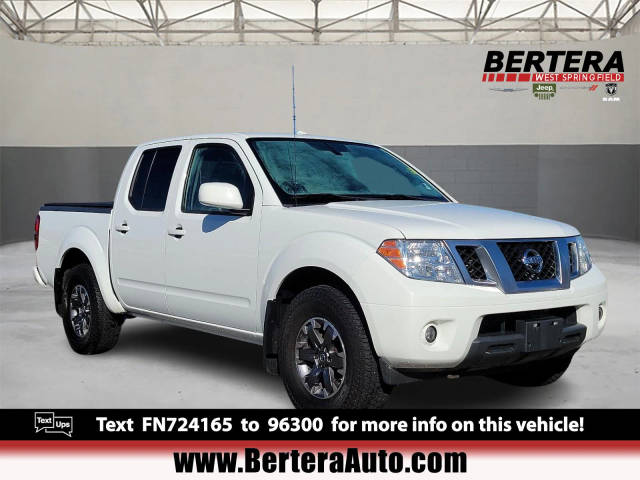 2015 Nissan Frontier PRO-4X 4WD photo