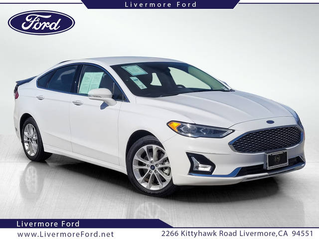 2019 Ford Fusion Energi Titanium FWD photo