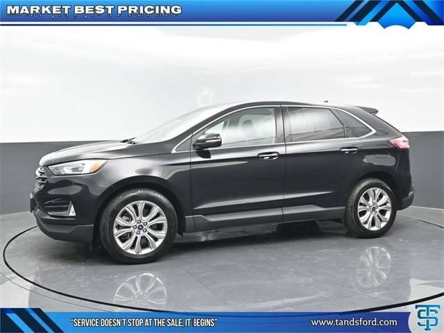 2021 Ford Edge Titanium AWD photo