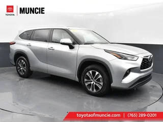 2023 Toyota Highlander XLE FWD photo