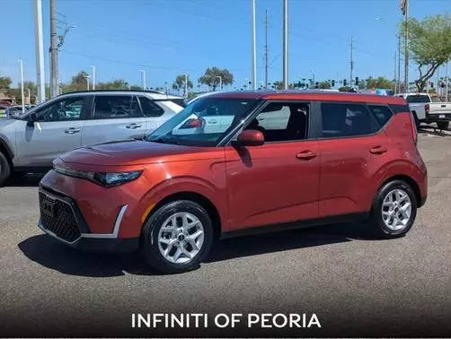 2023 Kia Soul LX FWD photo