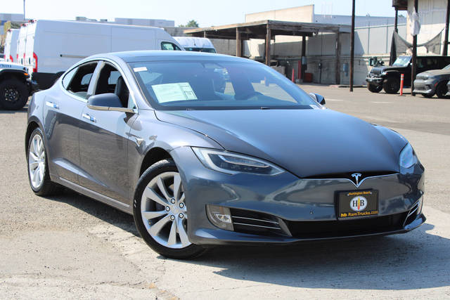 2016 Tesla Model S 60 RWD photo