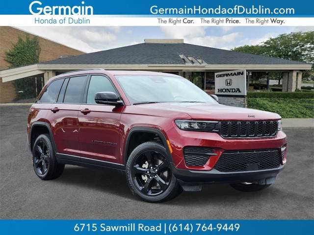 2023 Jeep Grand Cherokee Altitude 4WD photo