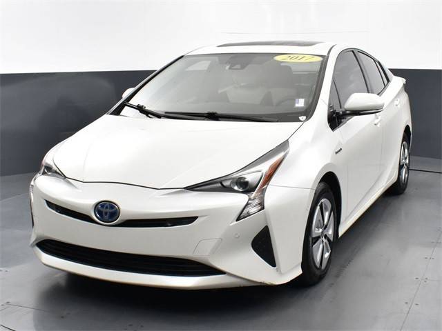 2017 Toyota Prius Four FWD photo