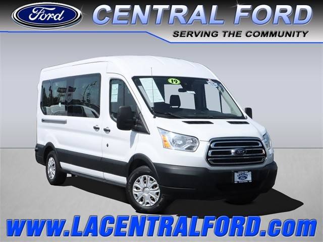 2019 Ford Transit Passenger Wagon XLT RWD photo