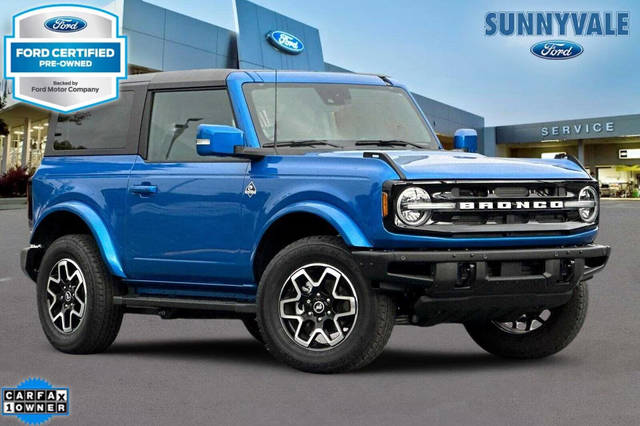 2023 Ford Bronco 2 Door Outer Banks 4WD photo