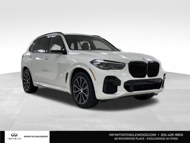 2022 BMW X5 xDrive40i AWD photo