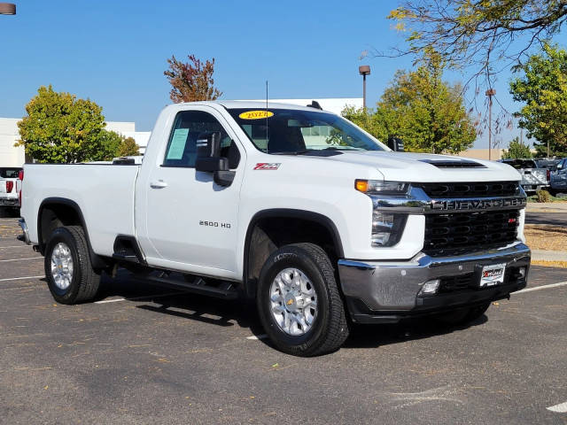 2022 Chevrolet Silverado 2500HD LT 4WD photo