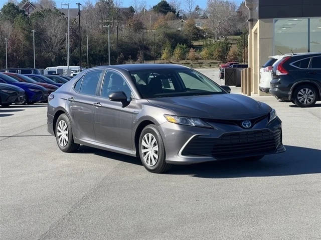 2021 Toyota Camry Hybrid LE FWD photo