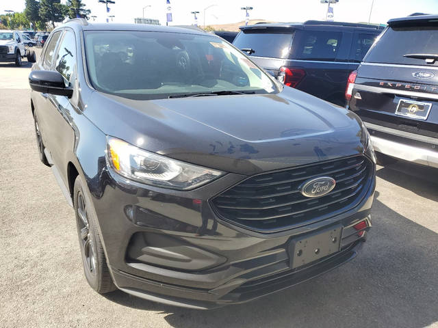 2022 Ford Edge SE AWD photo