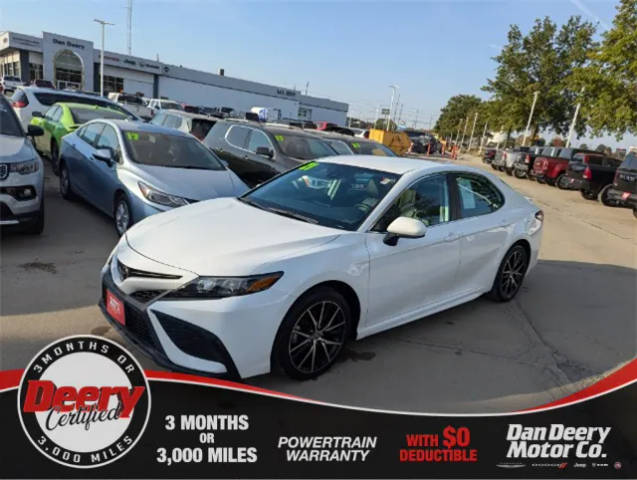 2021 Toyota Camry SE Nightshade FWD photo