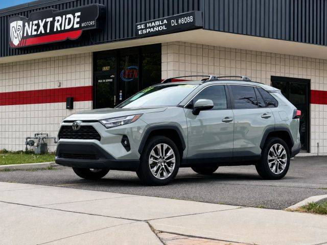 2023 Toyota RAV4 XLE Premium FWD photo