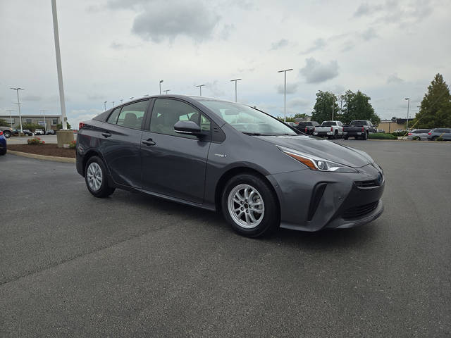 2022 Toyota Prius LE FWD photo