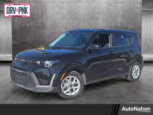 2023 Kia Soul LX FWD photo