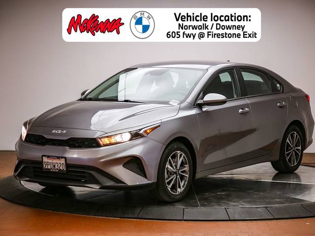 2023 Kia Forte LXS FWD photo