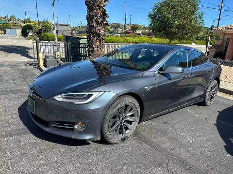 2020 Tesla Model S Long Range AWD photo