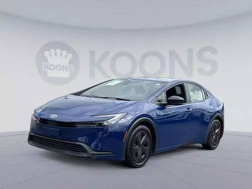 2023 Toyota Prius Limited FWD photo