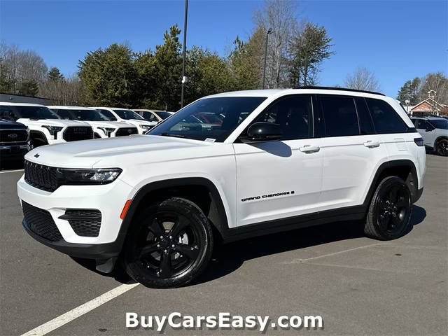 2023 Jeep Grand Cherokee Altitude 4WD photo