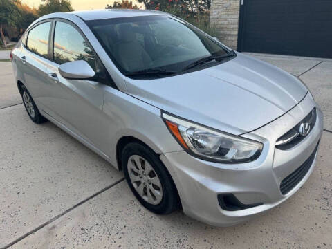 2015 Hyundai Accent GLS FWD photo