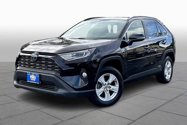 2021 Toyota RAV4 Hybrid XLE AWD photo