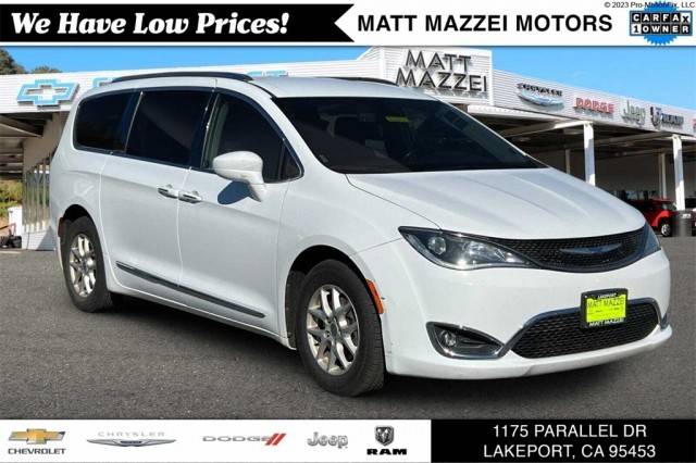 2020 Chrysler Pacifica Minivan Touring L FWD photo