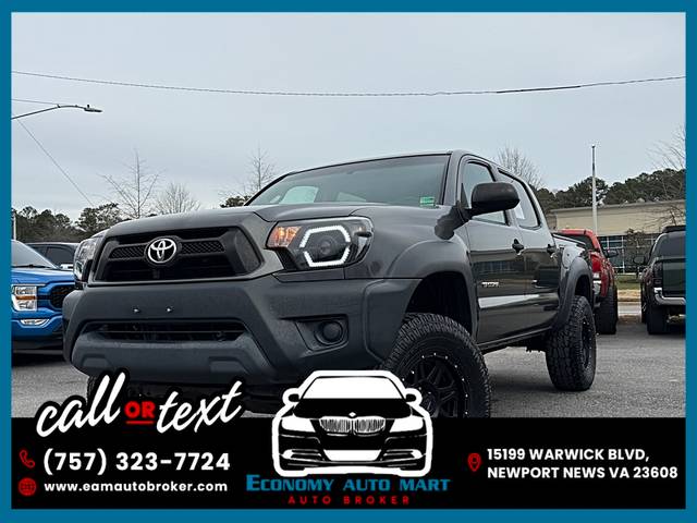 2015 Toyota Tacoma  4WD photo