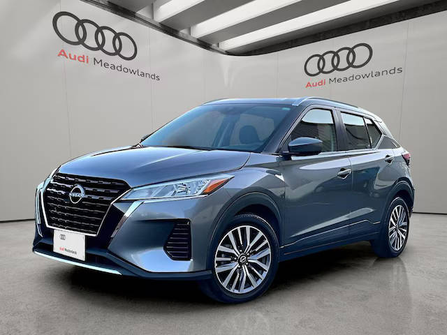 2022 Nissan Kicks SV FWD photo