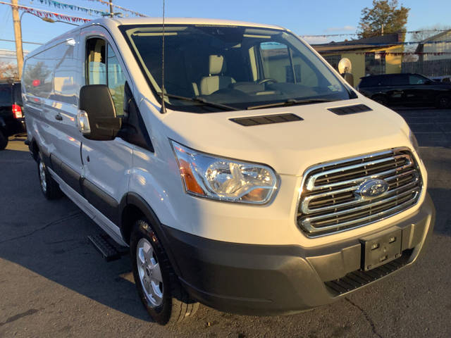 2018 Ford Transit Van  RWD photo