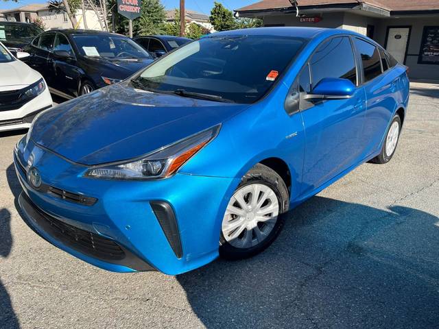 2022 Toyota Prius LE FWD photo