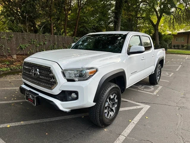 2016 Toyota Tacoma TRD Off Road 4WD photo