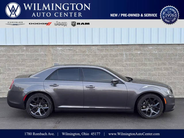2023 Chrysler 300 300S RWD photo