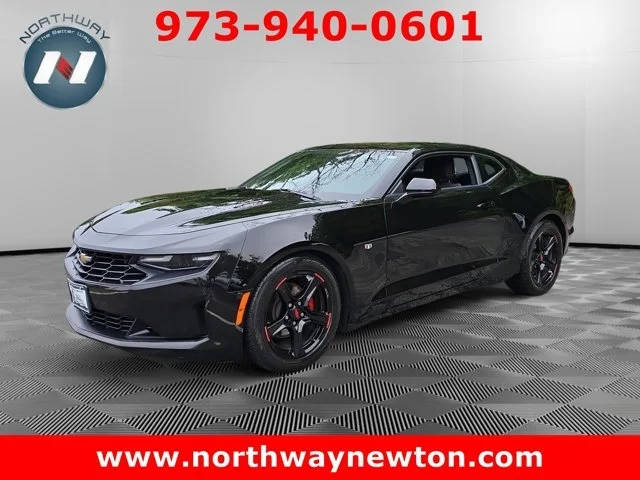 2020 Chevrolet Camaro 1LT RWD photo