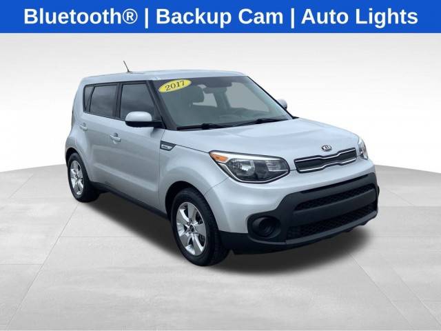 2017 Kia Soul Base FWD photo