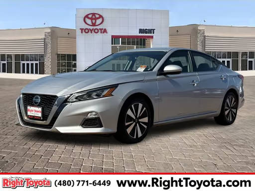 2021 Nissan Altima 2.5 SV FWD photo