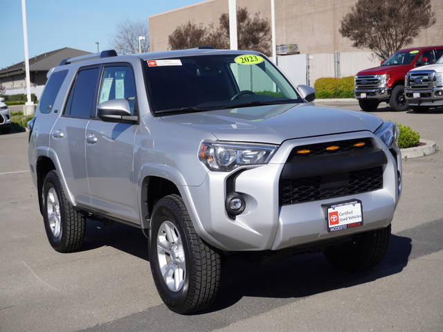 2023 Toyota 4Runner SR5 RWD photo