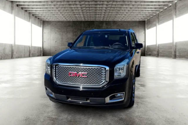 2015 GMC Yukon Denali 4WD photo