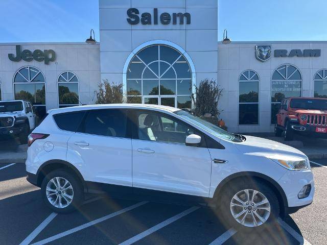 2017 Ford Escape SE 4WD photo