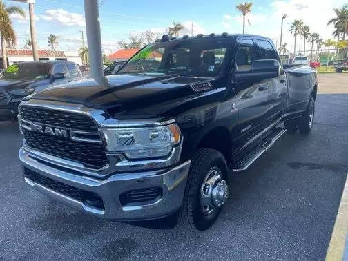 2022 Ram 3500 Big Horn 4WD photo